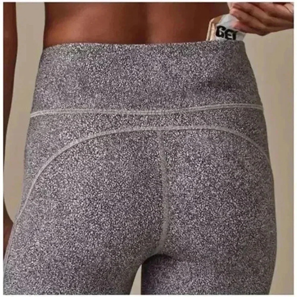 Lululemon Women’s Invigorate Legging High Rise Size 4 Running Training Workout - Picture 3 of 10